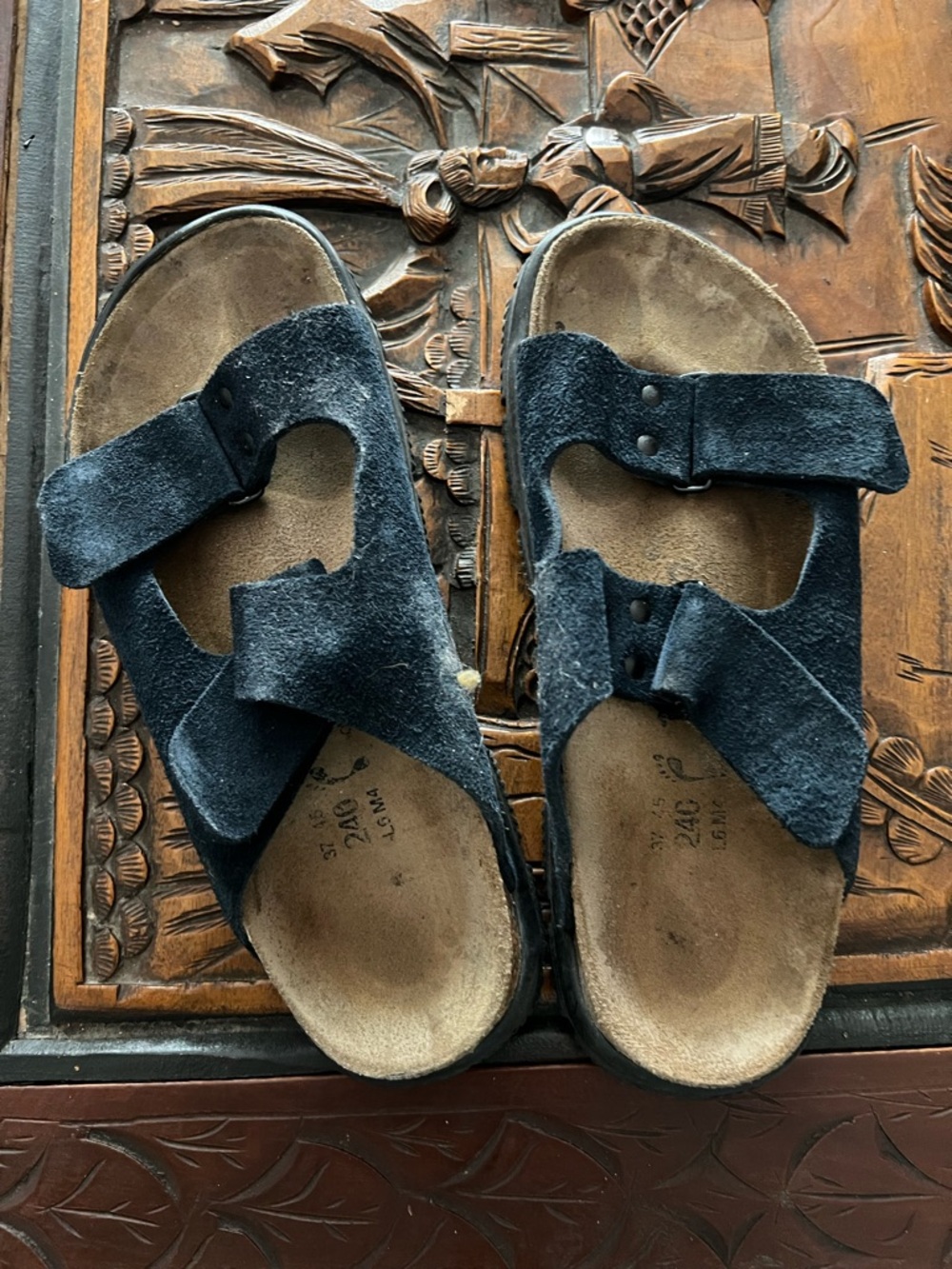 Women’s Suede Double-Strap Comfort Sandals - Black